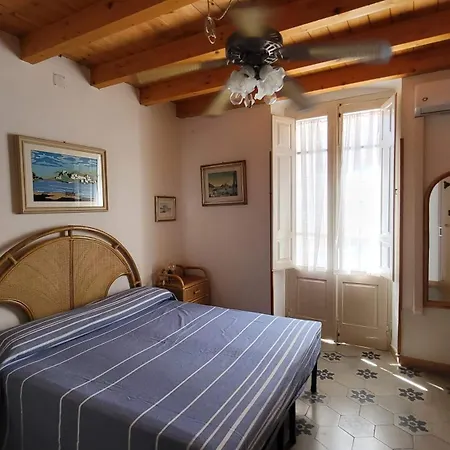 Il Nido Di Giuliana E Nino * Carloforte (Isola di San Pietro)